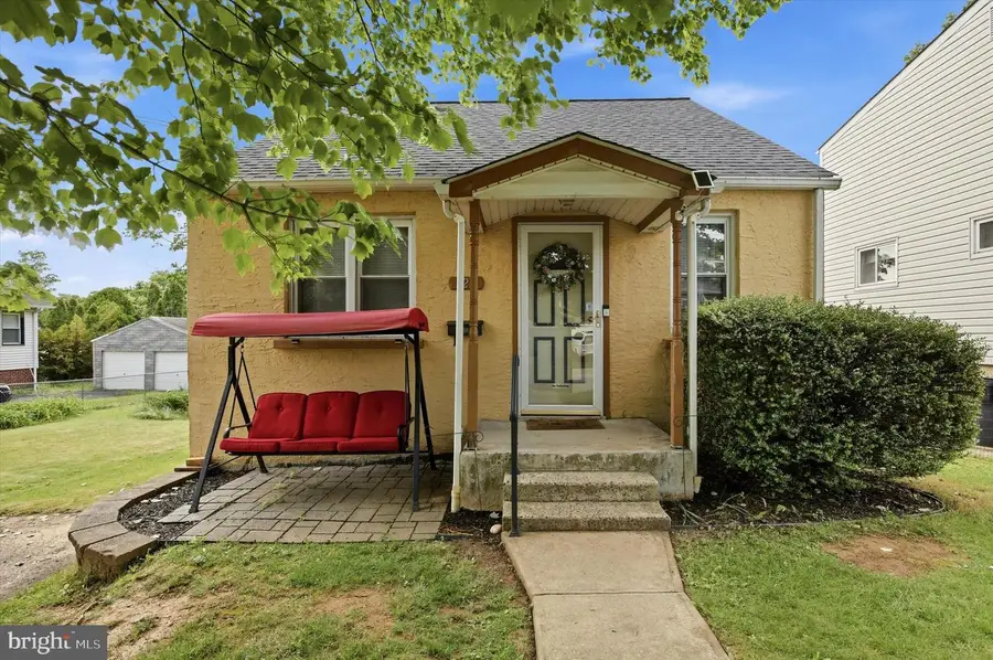 526 Garfield Ave, Glenside, PA 19038 - #2