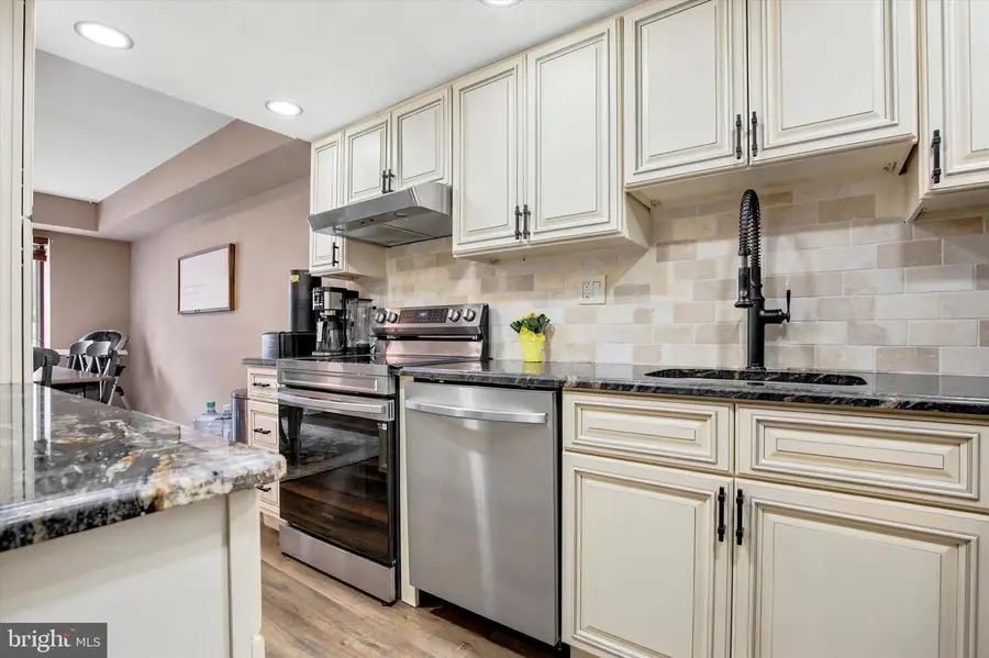 202 Stonybrook Dr #202, West Norriton, PA 19403 - #3