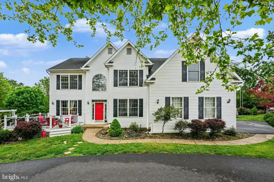 37 Saddleview Dr, Royersford, PA 19468 - #2