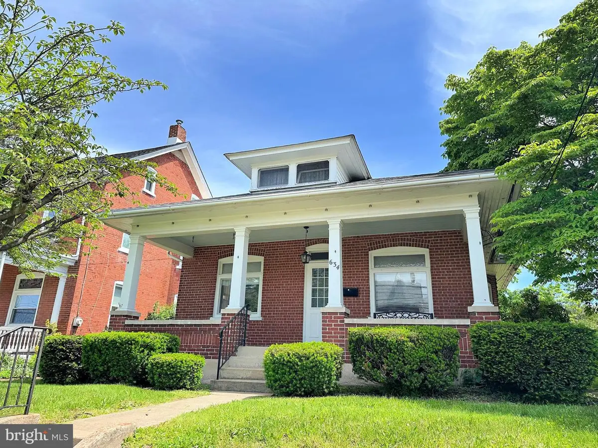 634 Main St, Red Hill, PA 18076 - #1