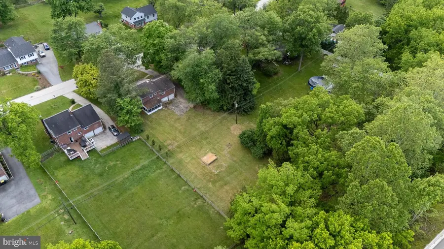 621 Bob White Rd, Wayne, PA 19087 - #2