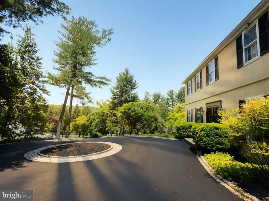 517 Candace Ln, Villanova, PA 19085 - #3