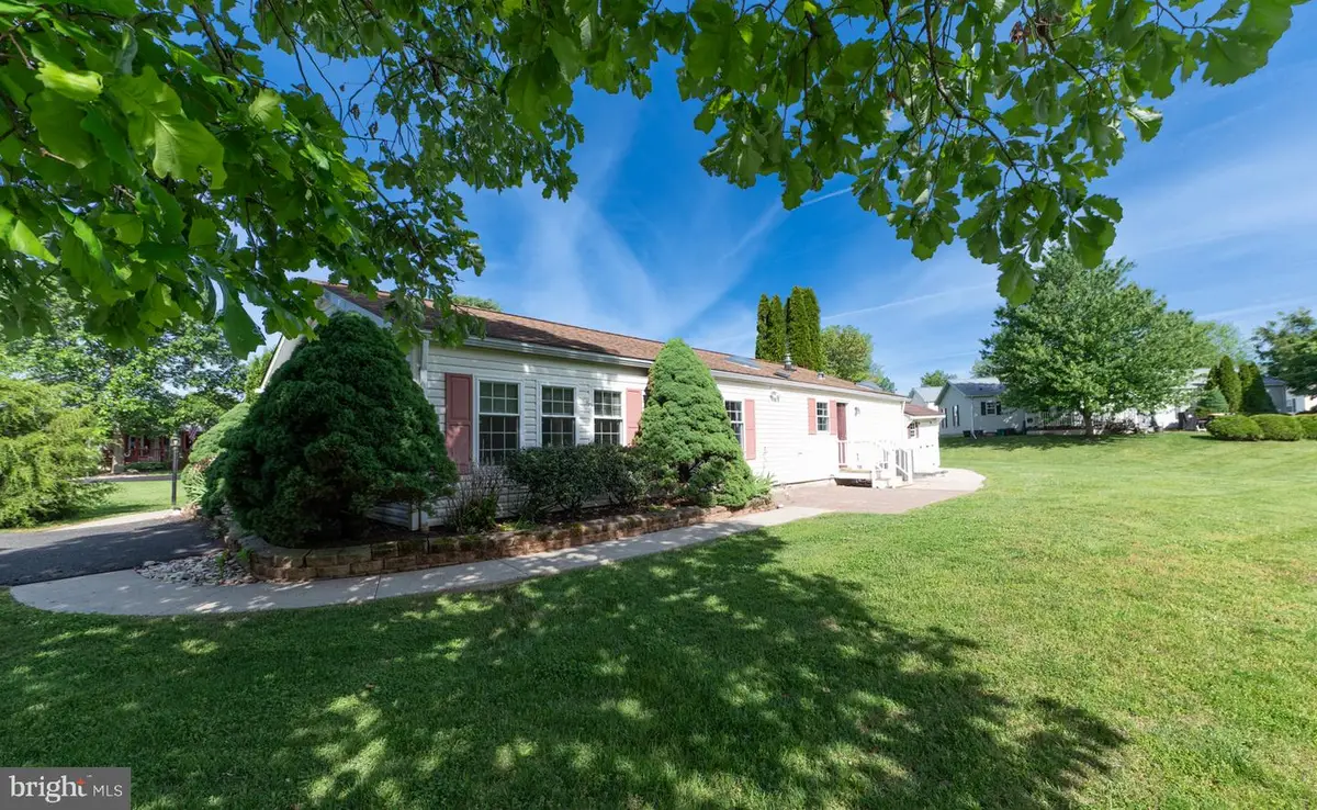 201 Village Way, Royersford, PA 19468 - #1