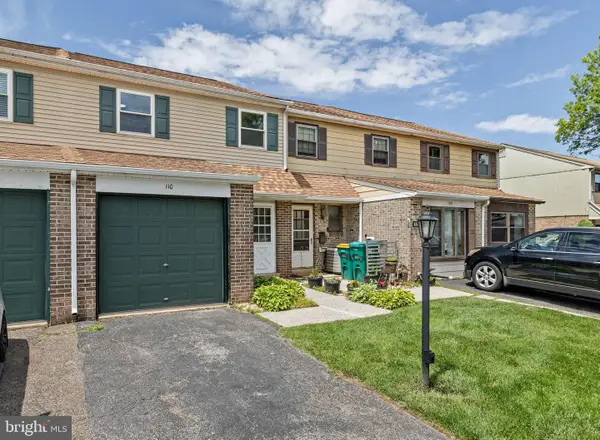 110 Orchard Ct, ROYERSFORD, PA 19468