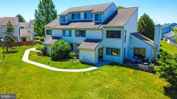 705 Freedom Cir, HARLEYSVILLE, PA 19438