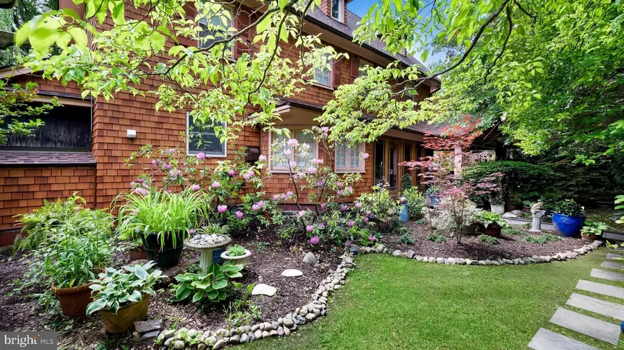 104 Edgehill Rd, Bala Cynwyd, PA 19004 - #2
