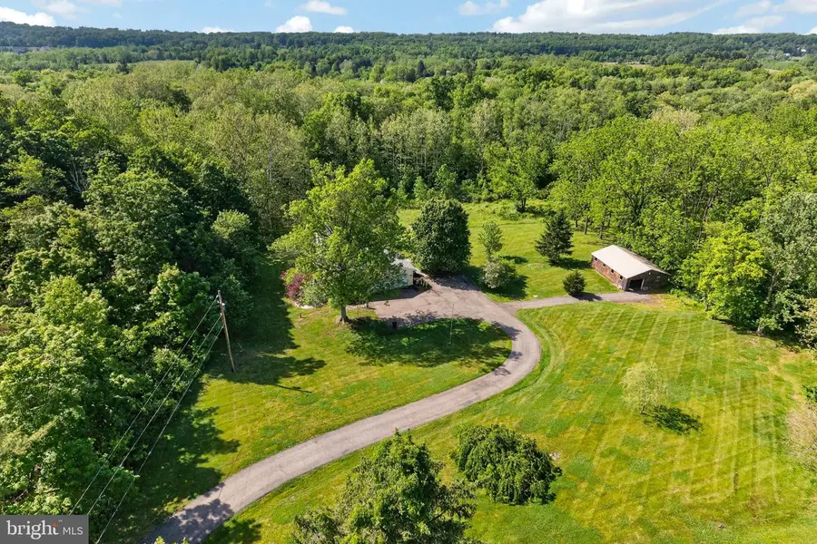645 Landis Rd, Telford, PA 18969 - #2