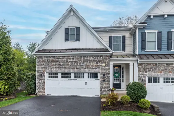 1 White Field Ct, LOWER GWYNEDD, PA 19002