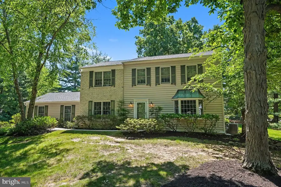 1070 Shepard Dr, Blue Bell, PA 19422 - #2