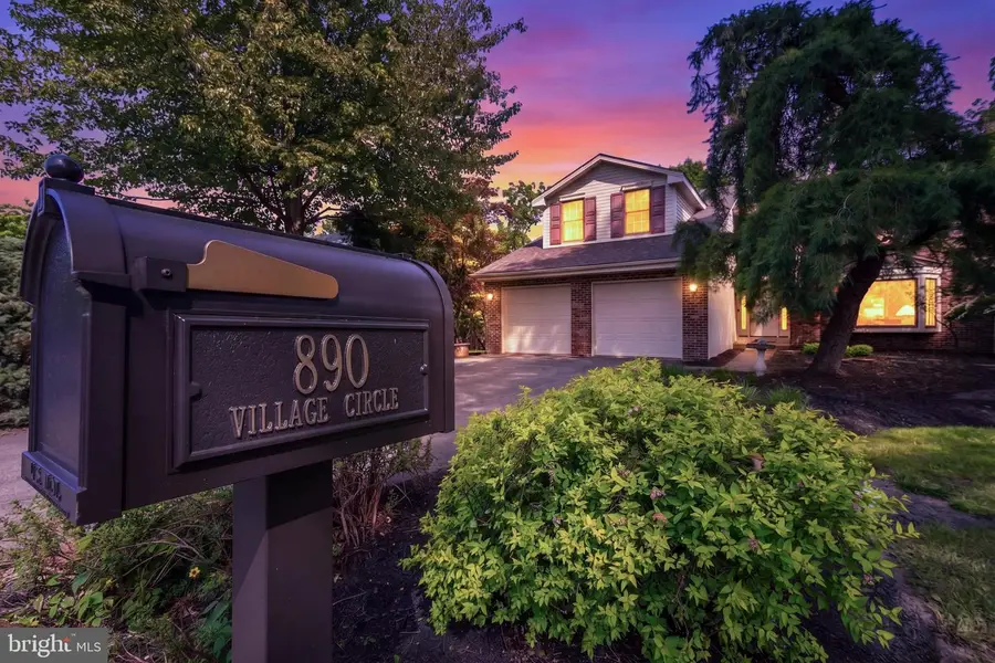 890 Village Cir, Blue Bell, PA 19422 - #2