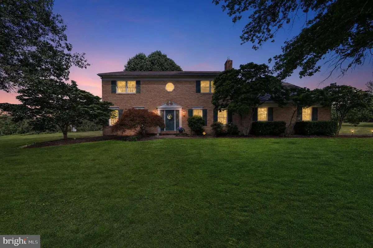 690 Andrews Dr, Harleysville, PA 19438 - #1