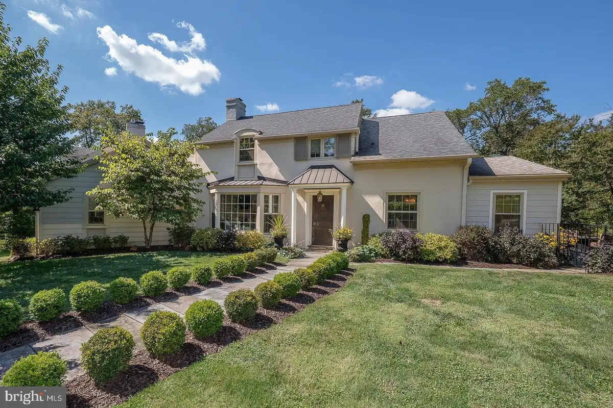 602 Montgomery School Ln, Wynnewood, PA 19096 - #1