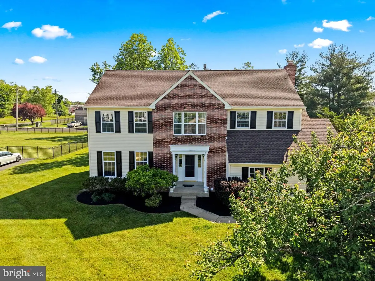 703 Gregory Dr, Horsham, PA 19044 - #1