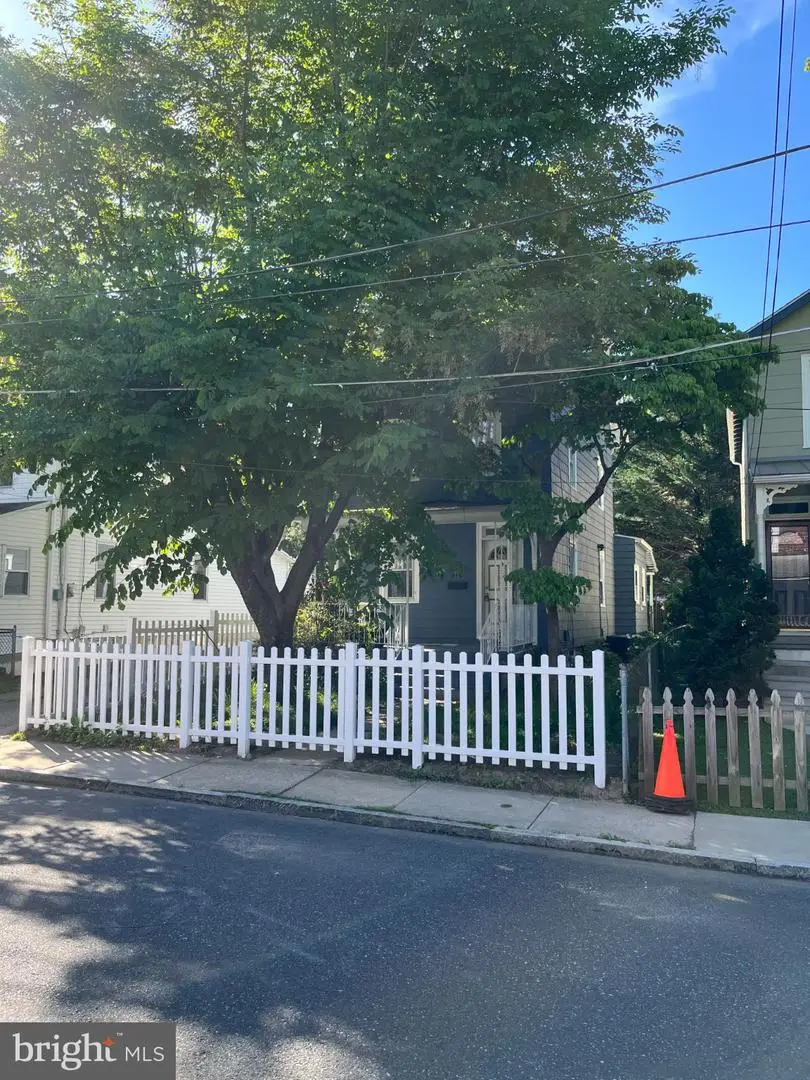 227 Greenfield Ave, Ardmore, PA 19003 - #3