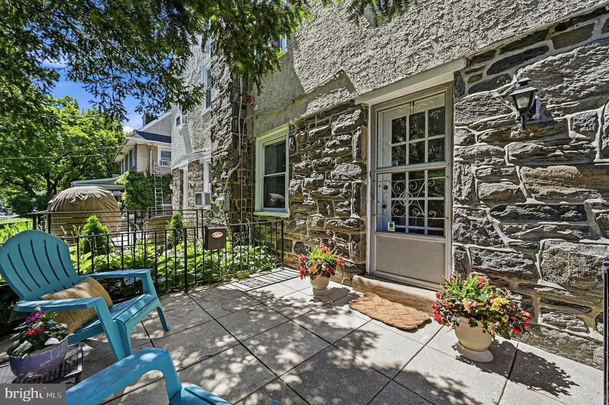 32 W Montgomery Ave, Ardmore, PA 19003 - #1