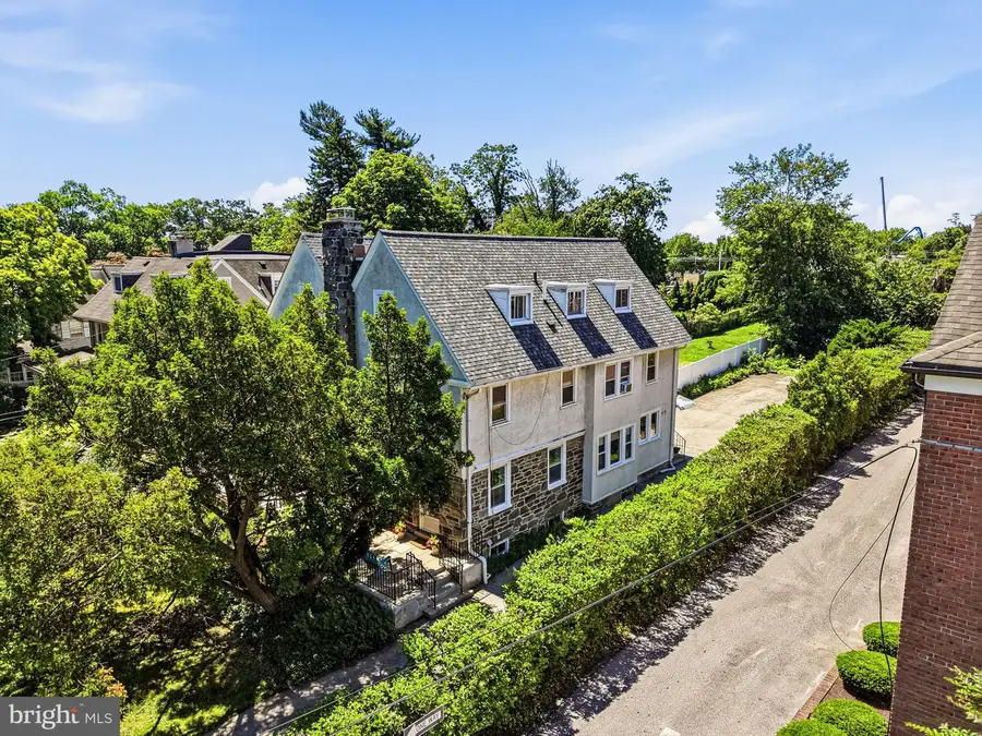 32 W Montgomery Ave, Ardmore, PA 19003 - #3