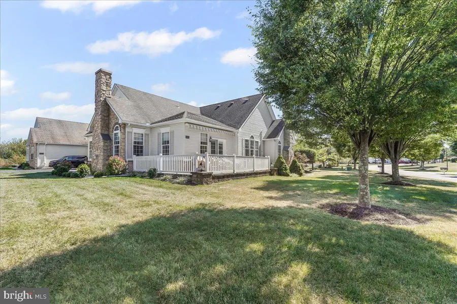 1072 Bordeaux Ln, Pennsburg, PA 18073 - #3