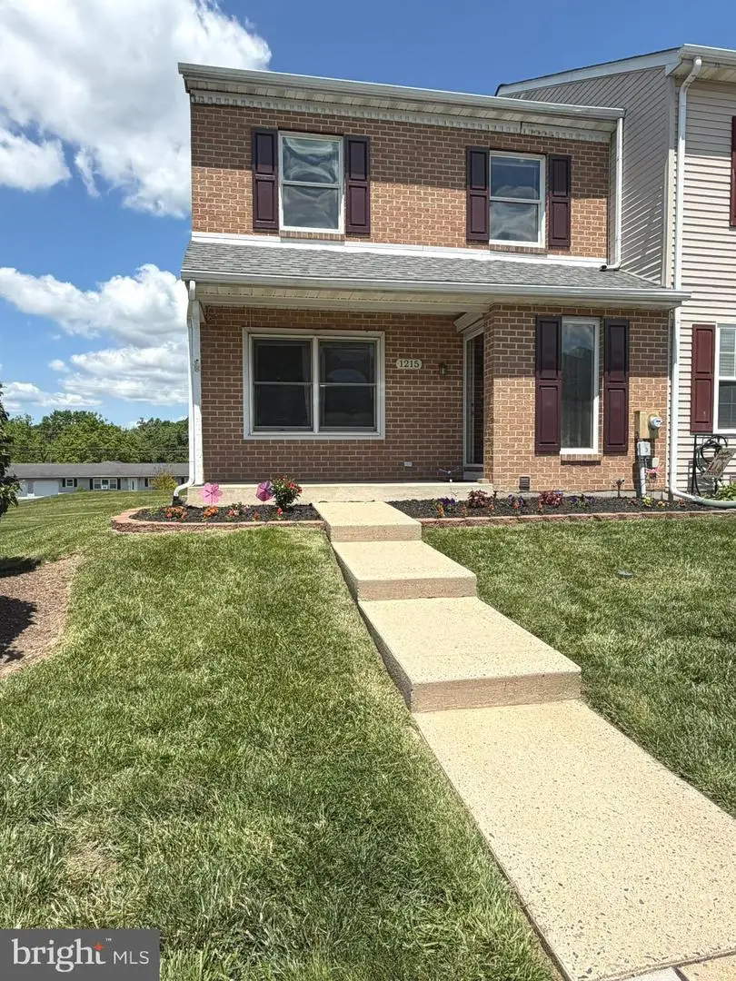 1215 Pine Ridge Dr, Perkiomenville, PA 18074 - #1