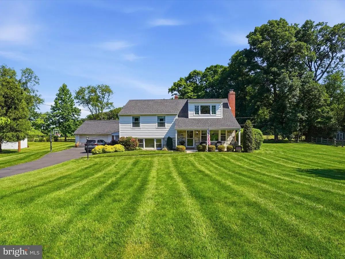 1420 Manor Ln, Blue Bell, PA 19422 - #1