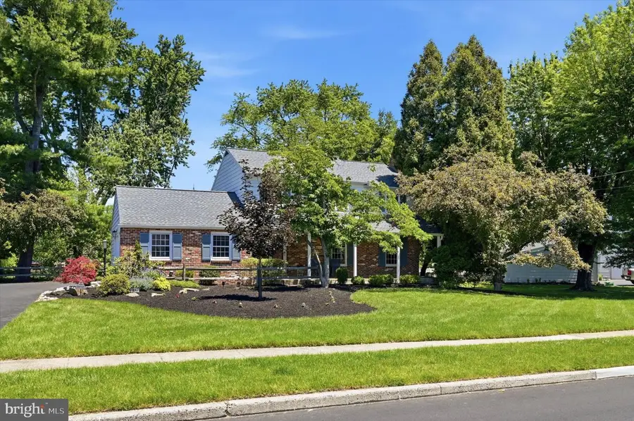 1120 Donna Dr, Fort Washington, PA 19034 - #2