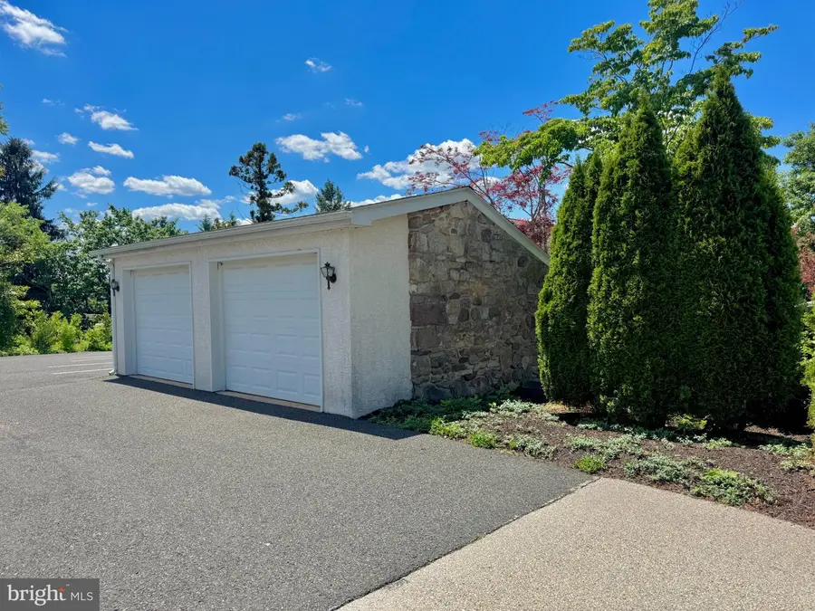 12 Ludwig Ln, Pottstown, PA 19464 - #3