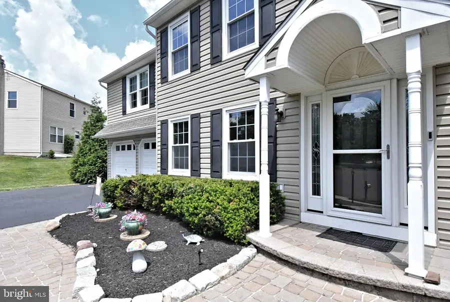 103 Chaucer Ct, Lansdale, PA 19446 - #3