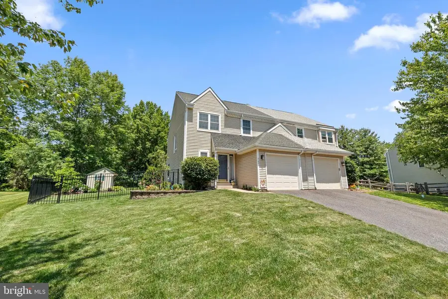 147 Azalea Cir, Royersford, PA 19468 - #2