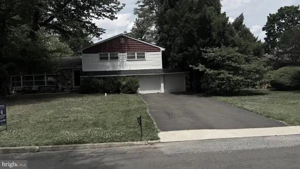 1105 Rock Creek Dr, WYNCOTE, PA 19095