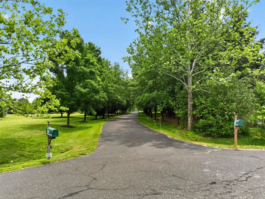 3369 Saddle Wood Ct, Lansdale, PA 19446 - #2
