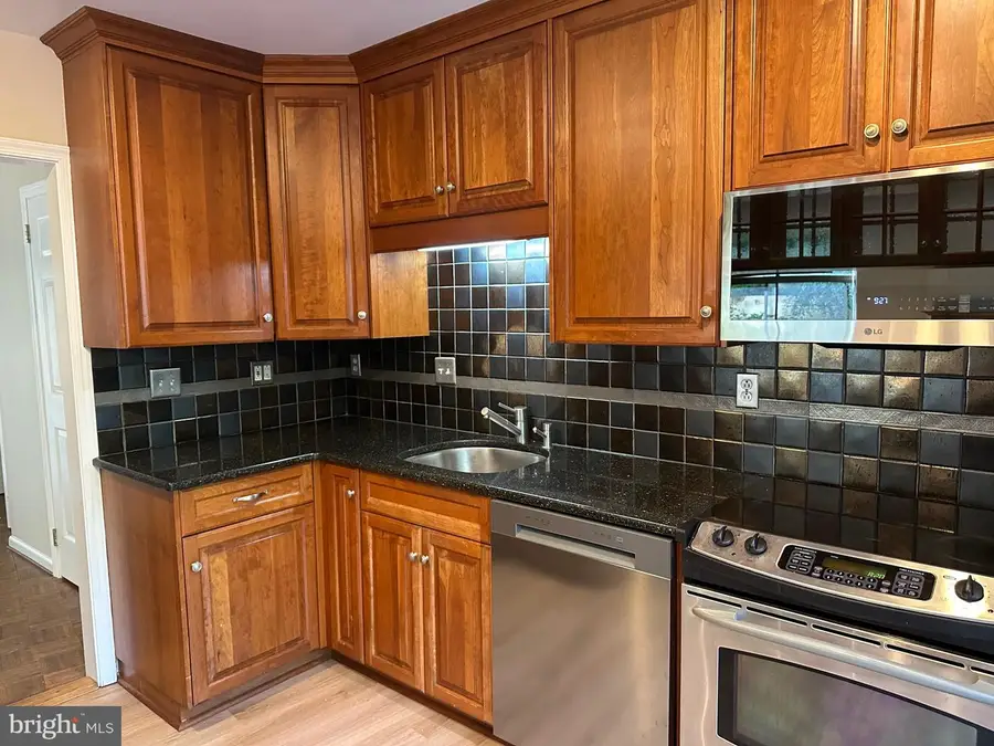 100 Llanalew Rd #7, Haverford, PA 19041 - #3