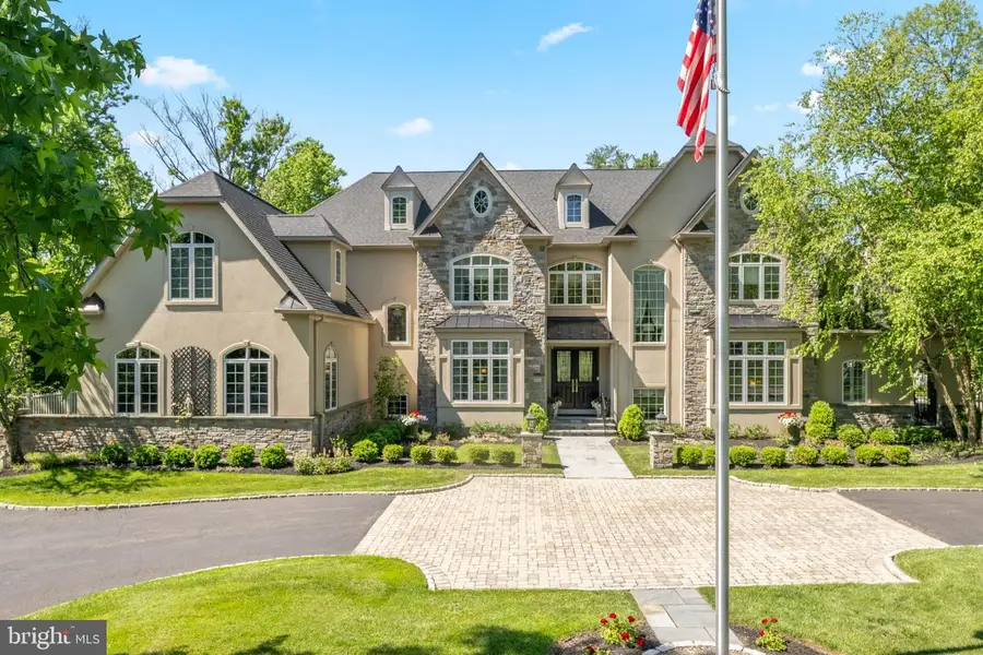 6 Wedgewood Dr, Blue Bell, PA 19422 - #2