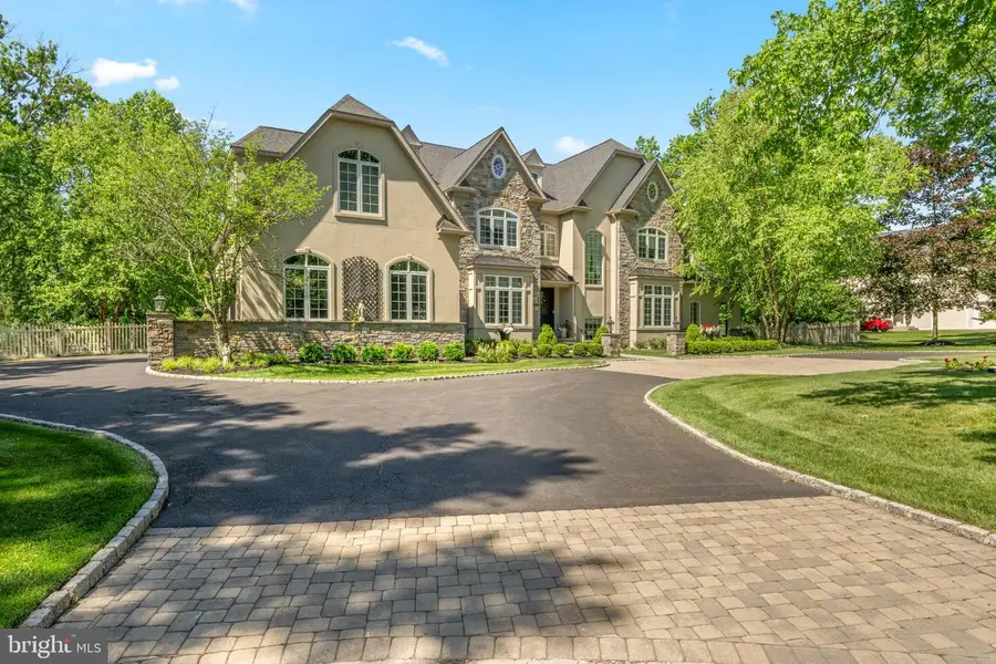 6 Wedgewood Dr, Blue Bell, PA 19422 - #3