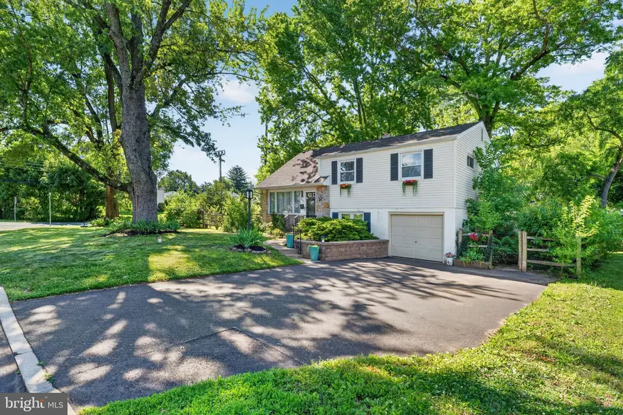 701 Abbey Ln, Lansdale, PA 19446 - #3