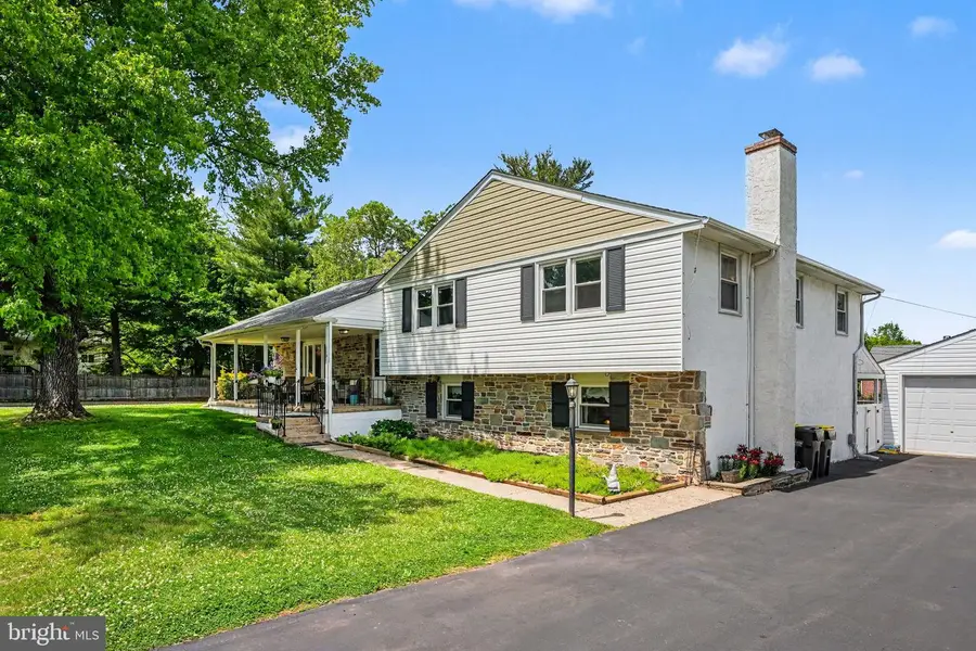 1131 Locust St, Lansdale, PA 19446 - #3
