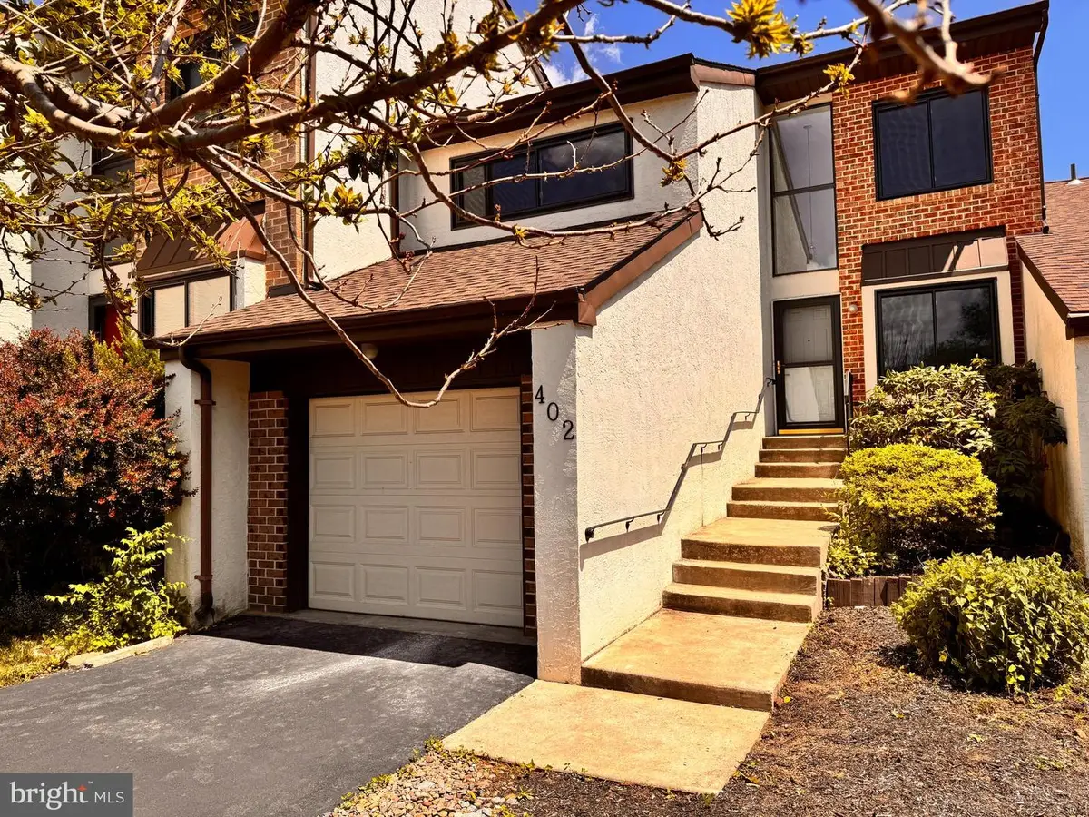 402 Harrison Pl, Ambler, PA 19002 - #1