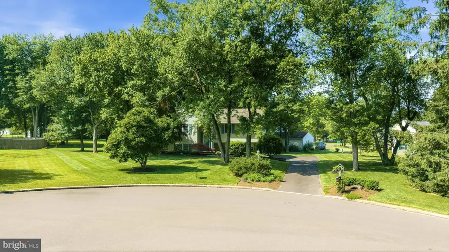 113 Acorn Pl, North Wales, PA 19454 - #3