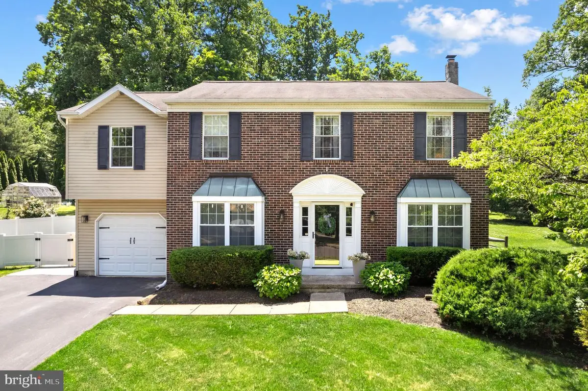 212 Grays Ln, Lansdale, PA 19446 - #1