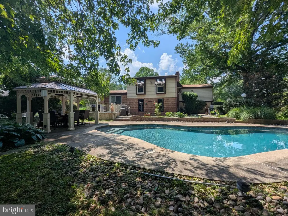 3913 Bradford Road, Huntingdon Valley, PA 19006 - #1