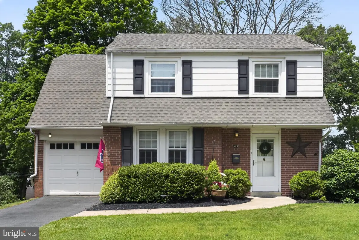 109 Runnymede Ave, Jenkintown, PA 19046 - #1