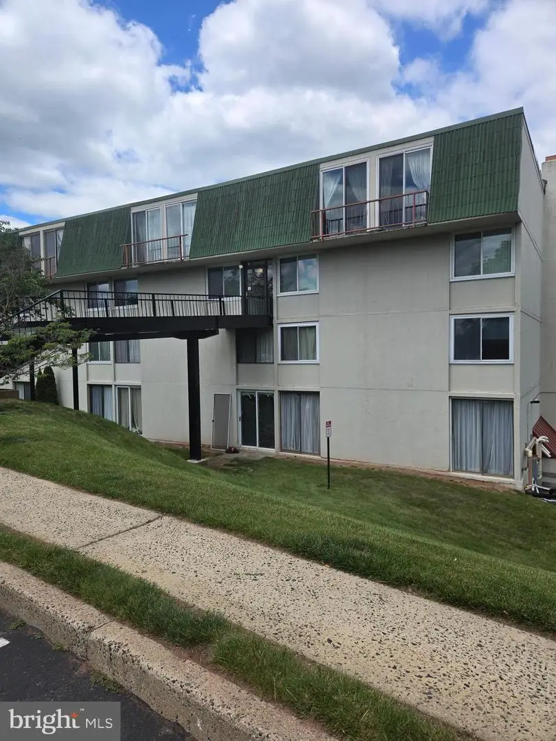 3512 Forest Ln #c-1, Schwenksville, PA 19473 - #2
