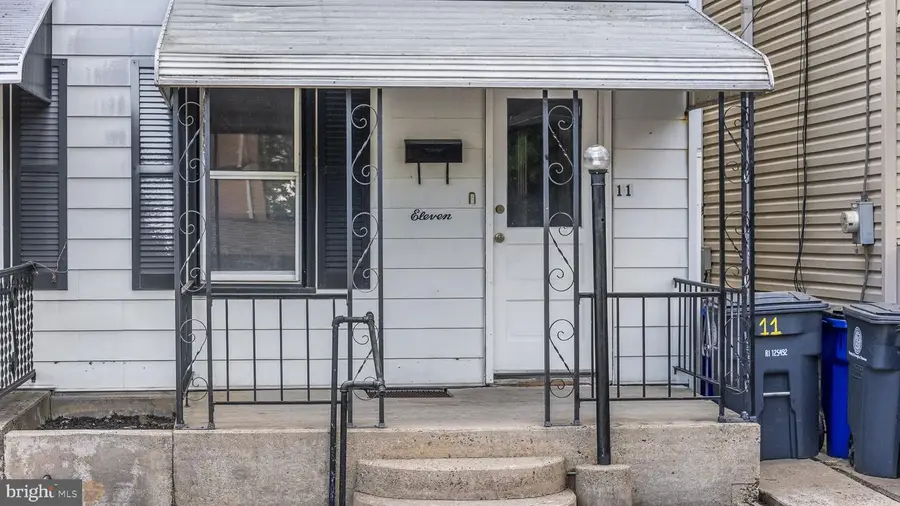 11 S Plum St, Pottstown, PA 19464 - #3