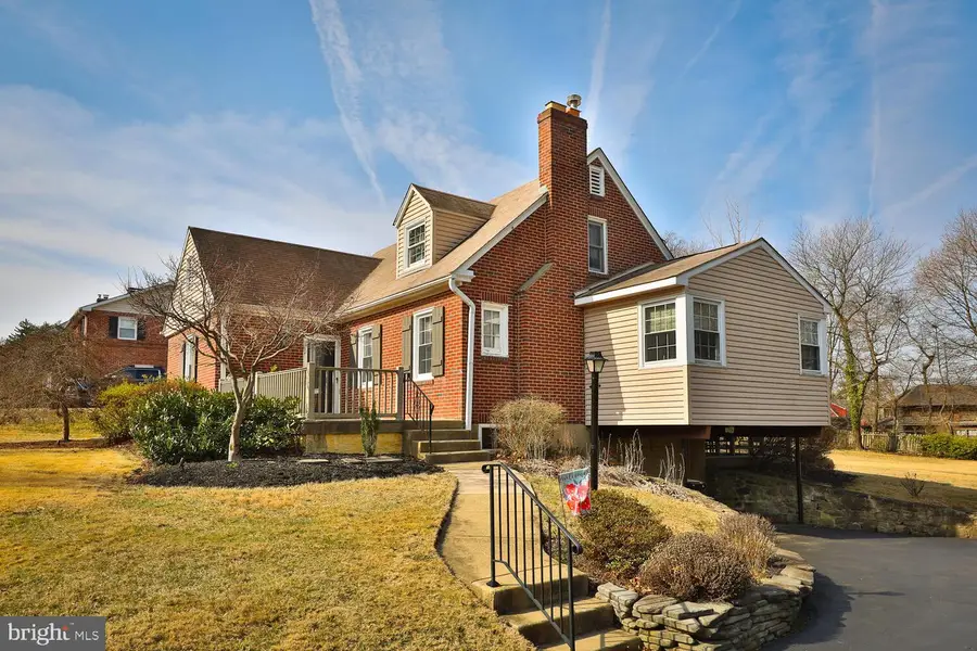 2332 Boyd Rd, Huntingdon Valley, PA 19006 - #2