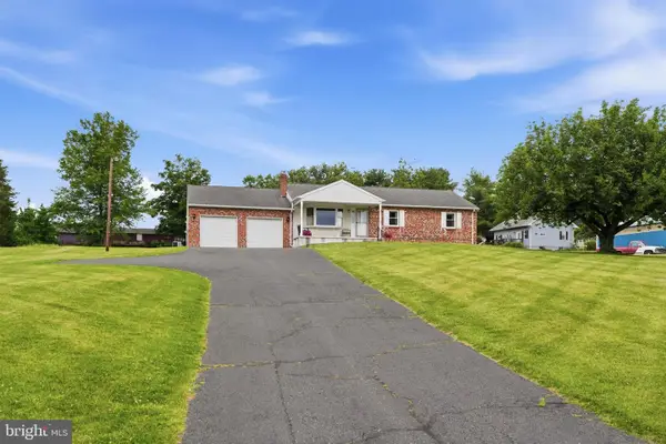 2029 Hoffmansville Rd, FREDERICK, PA 19435