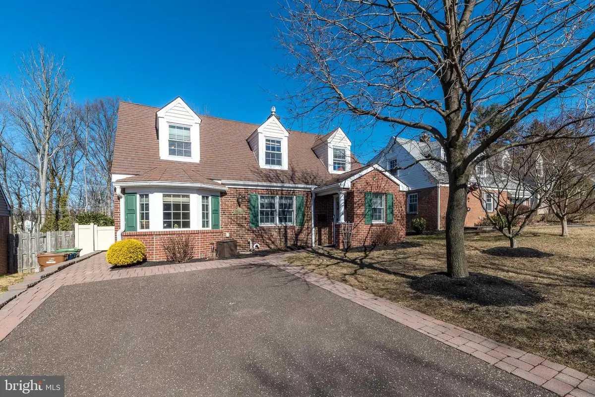 612 Argyle Ave, Ambler, PA 19002 - #1