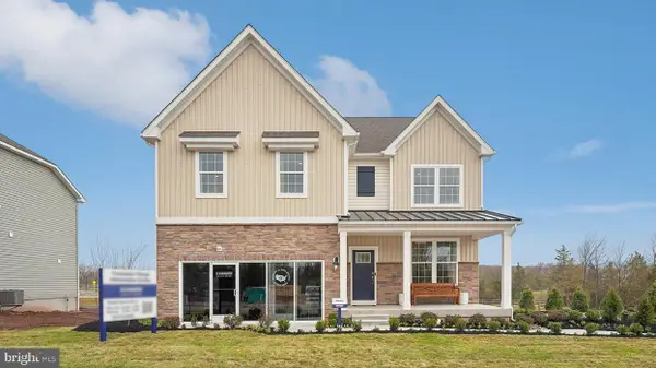 3055 Martha Way, PENNSBURG, PA 18073