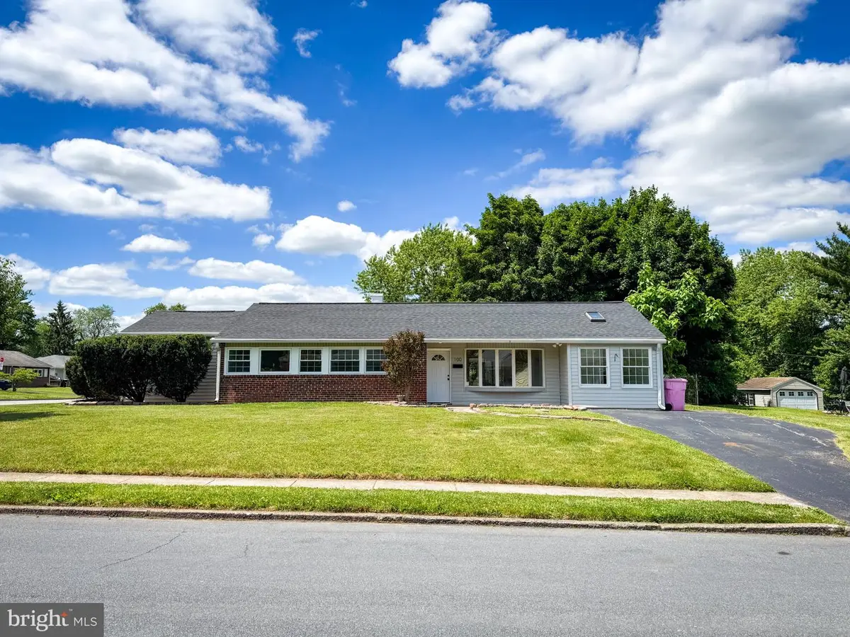 100 Norwood Ln, East Norriton, PA 19401 - #1