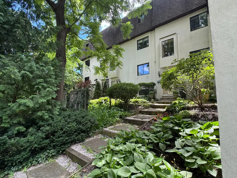 119 E Montgomery Ave #7, Ardmore, PA 19003 - #2