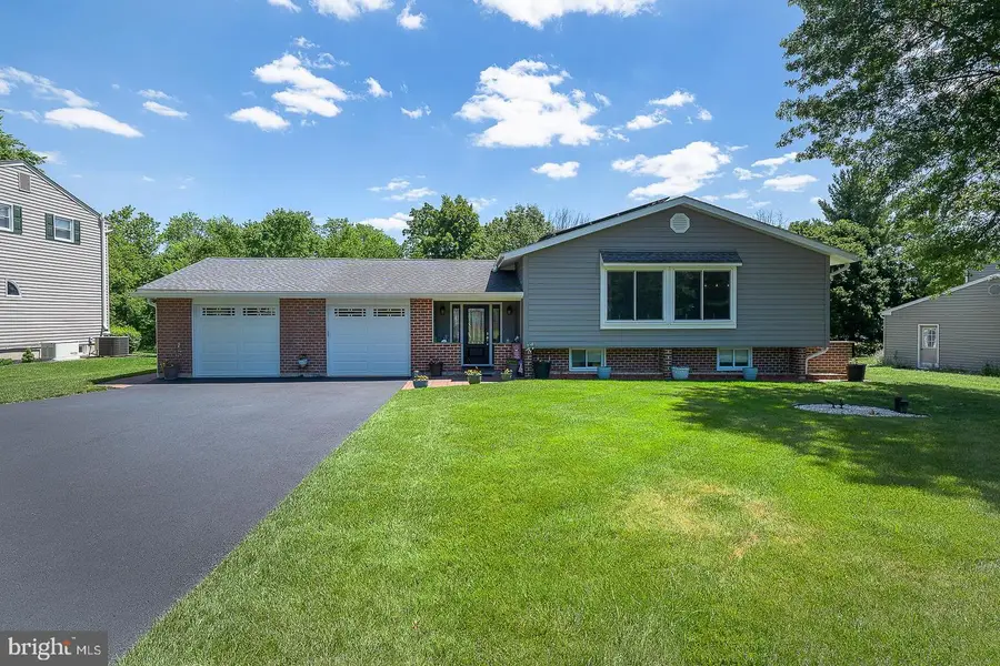848 Mourning Dove Rd, Audubon, PA 19403 - #2