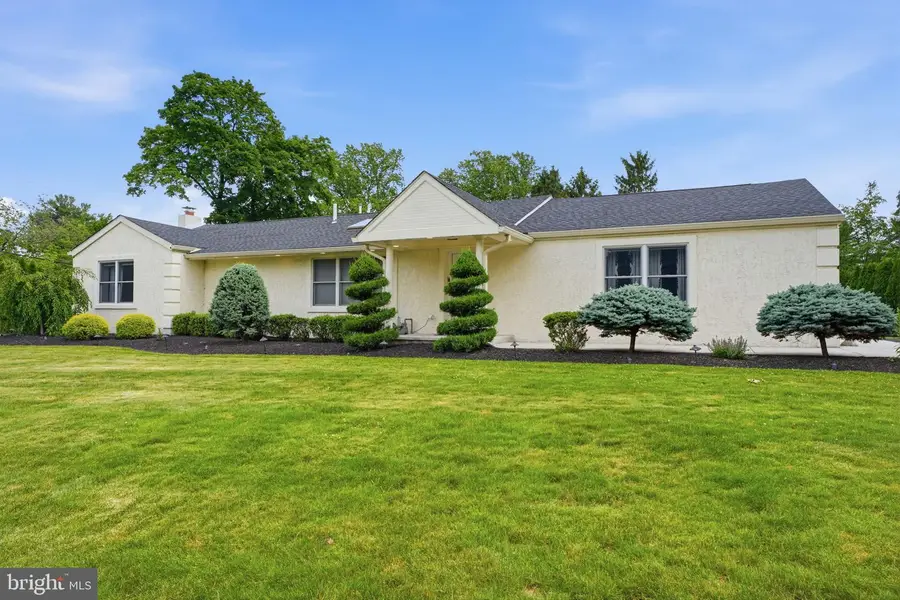 3637 Buck Rd, Huntingdon Valley, PA 19006 - #3