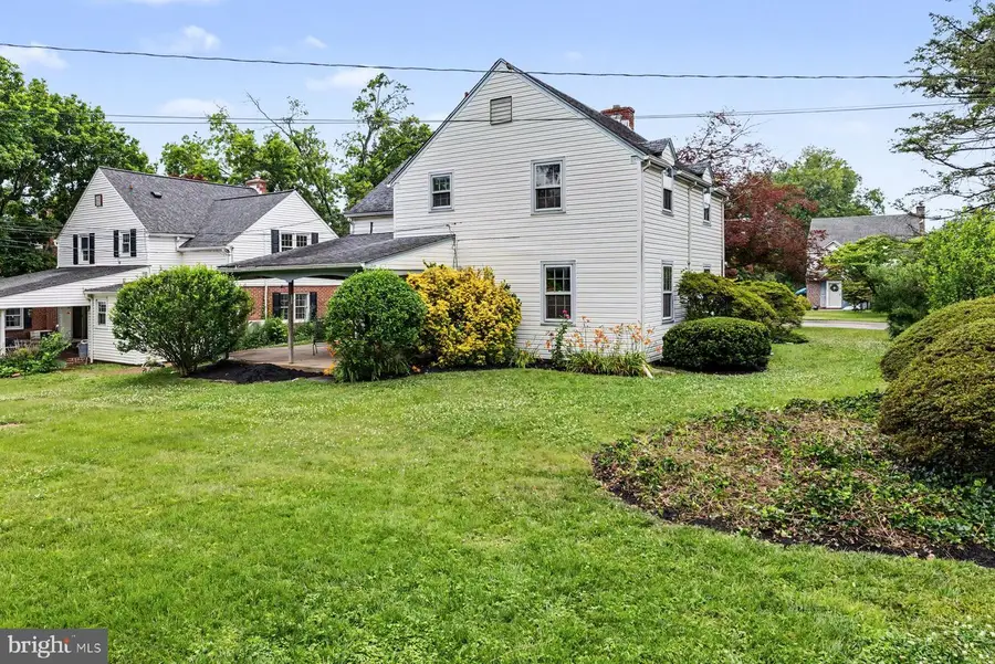 602 Meadow Ln, Oreland, PA 19075 - #2